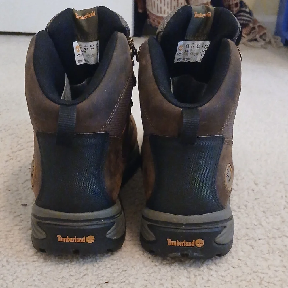 Timberland Outdoor Performance Gore-Tex Boots - Picture 6 of 9